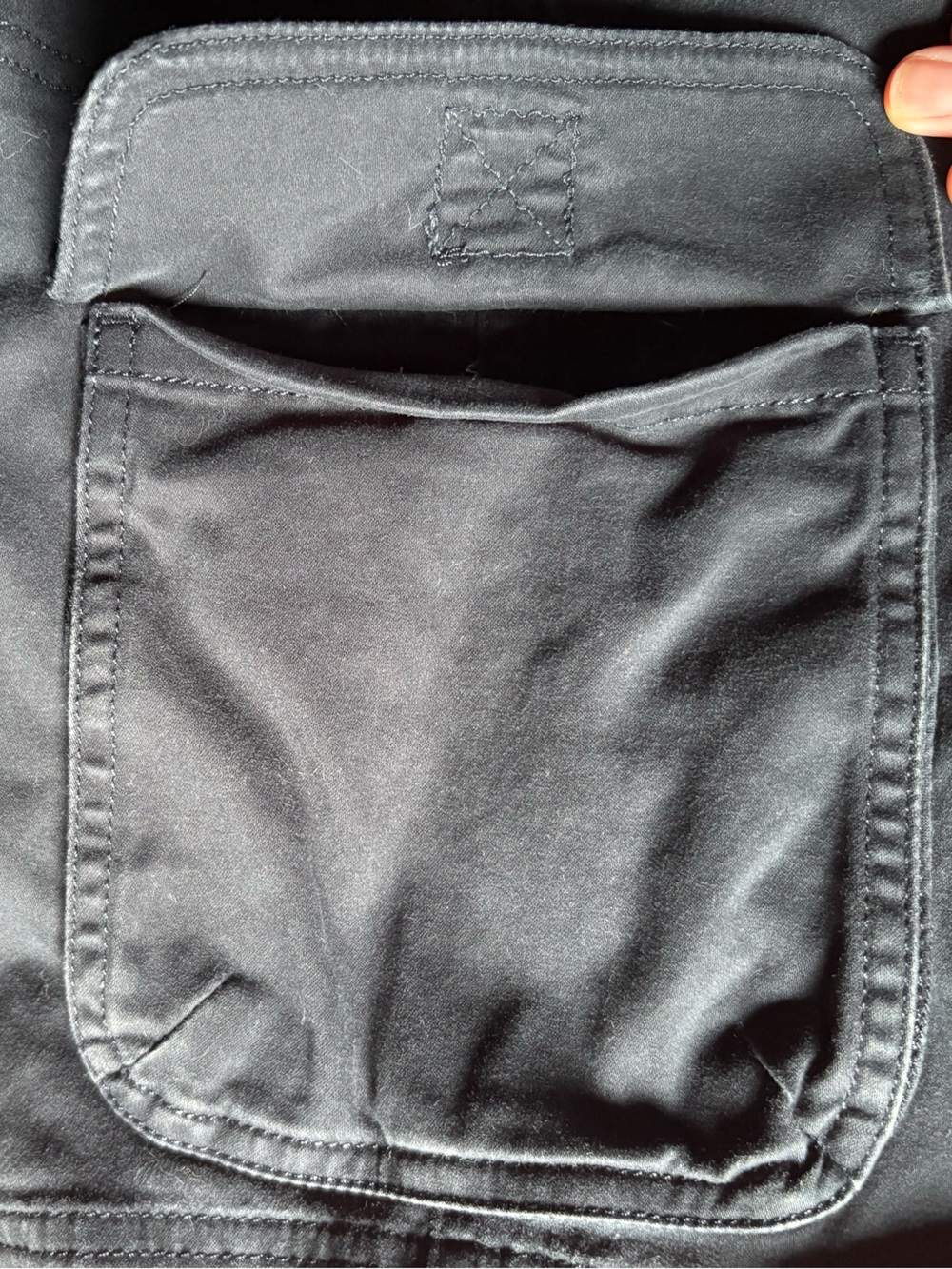 J. Jill Black Cargo Shorts- Size 8- Cotton Shorts - Picture 7 of 12